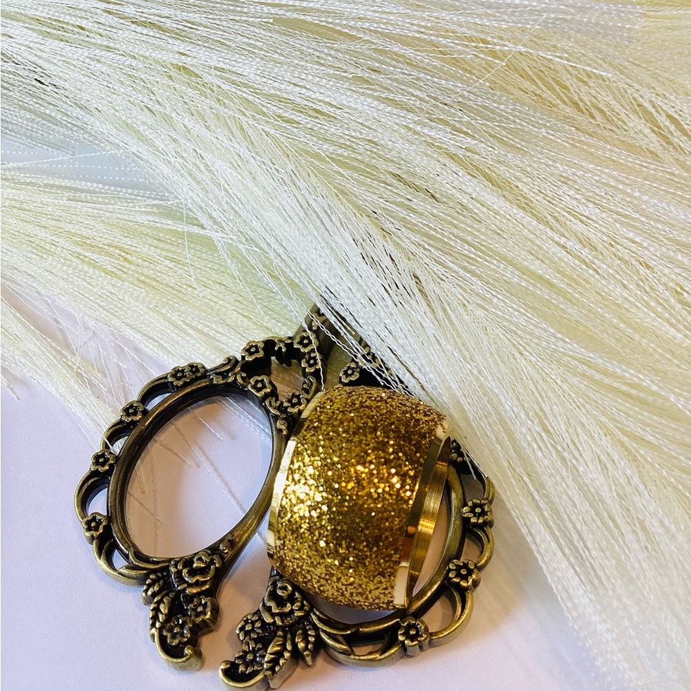 Big And Beautiful Gold Color Fashion ball Ring Surrounded By Fashion Glitter